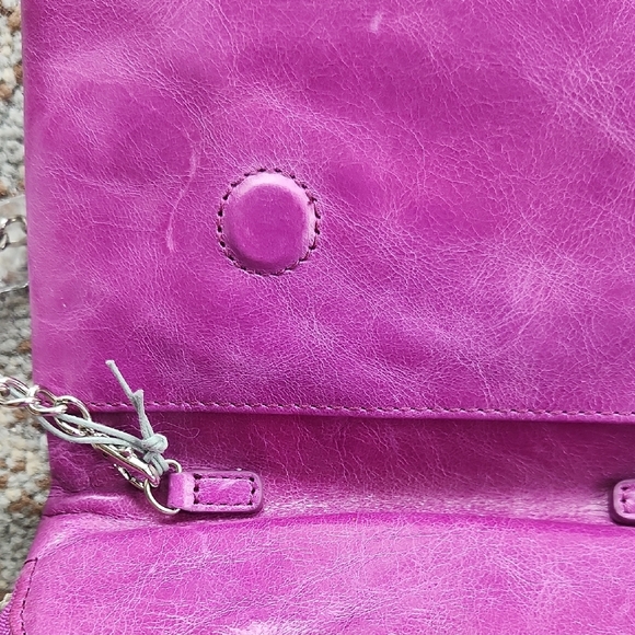 Hobo Bags Leather Convertible Asymmetrical Crossbody Bag Violet - Picture 13 of 13